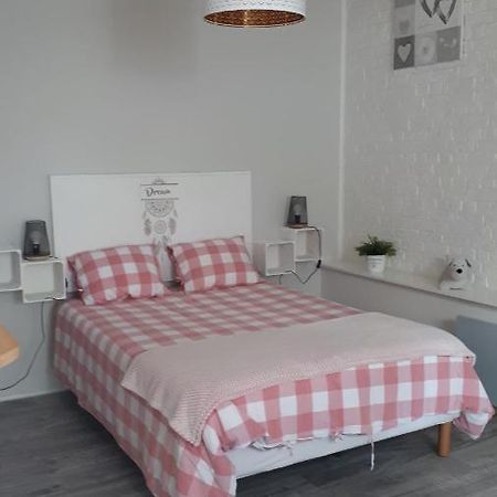Chez Christelle Apartment Rochefort Bagian luar foto